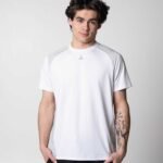 Men's Court Hybrid Short Sleeve Shirt - Image 4